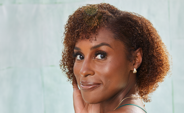 Watch Rooted in Real, an original Sienna Naturals Film Starring Co-Founder Issa Rae